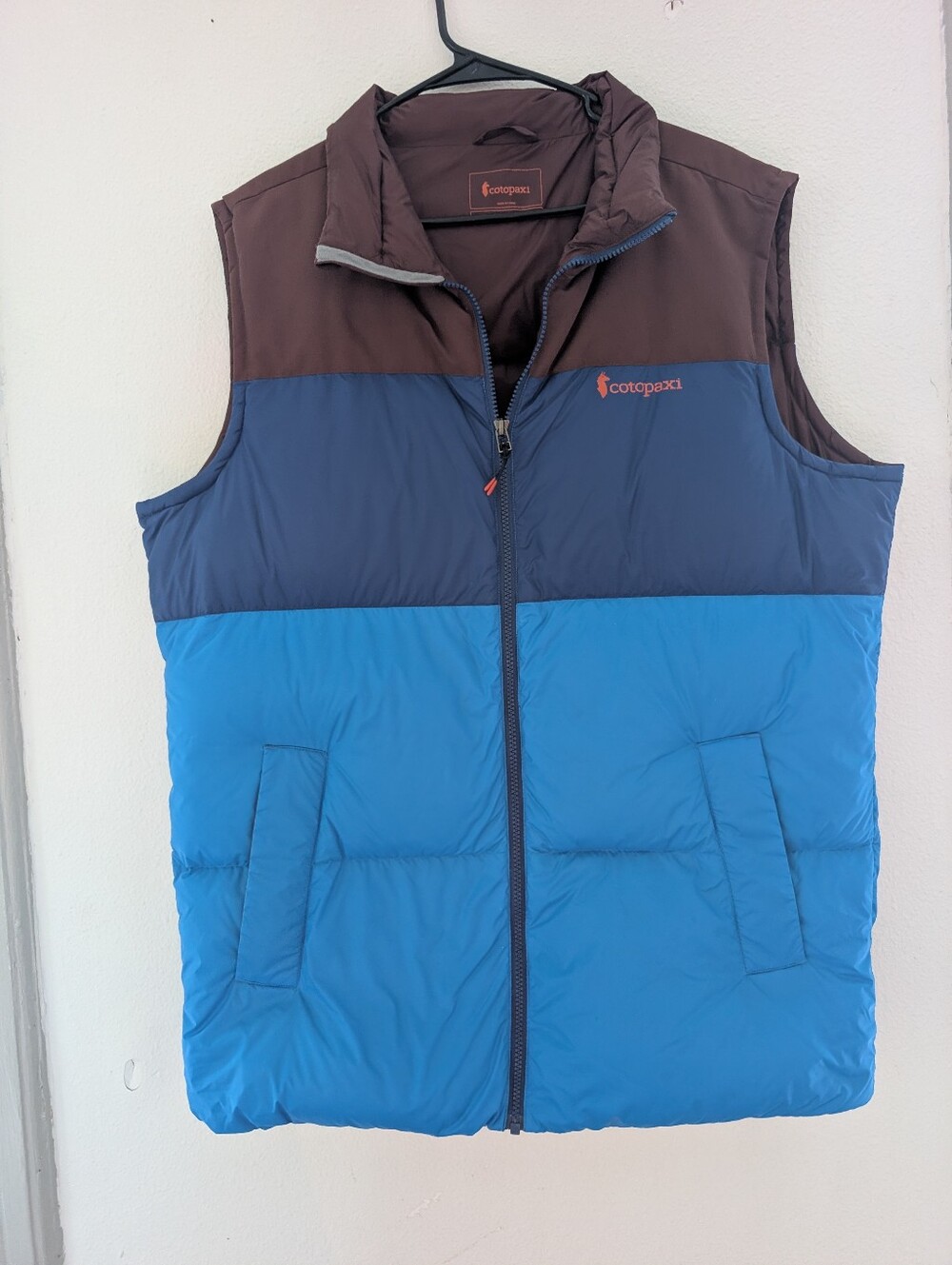 Cotopaxi Men's Blue & Brown Insulated Puffer Vest